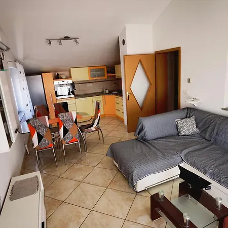 Apartment Domy Marinici (Primorsko-Goranska)